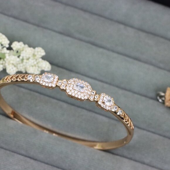 Elegant Rose Gold Bangle with Rectangle and Round Stone Design, XPBL0518 - Picture 11 of 12